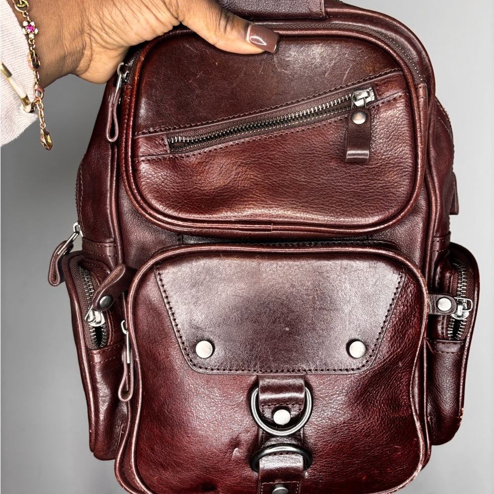 CENUNCO Leather Sling Bag Dark Brown - Picture 7 of 8